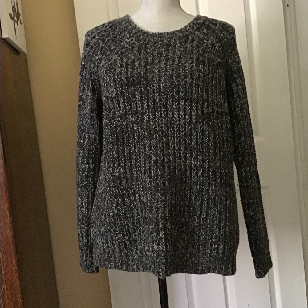 FOREVER 21 sweater